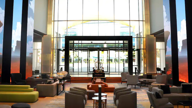 The WB Abu Dhabi, Curio Collection by Hilton